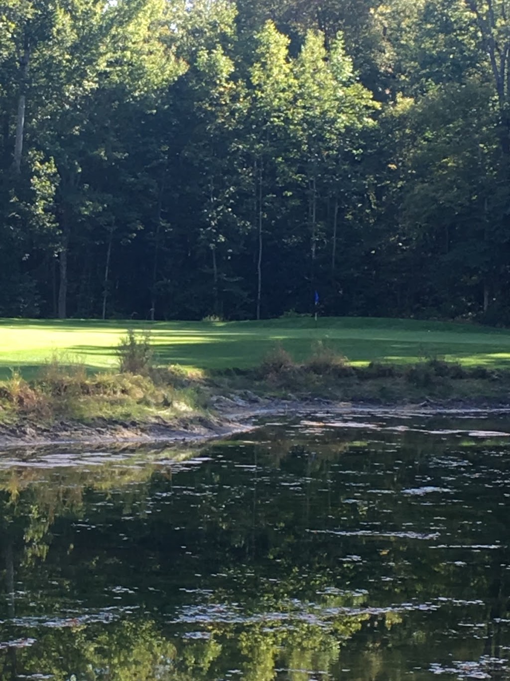 Wellington On the Lake Course | 157 Prince Edward Dr, Wellington, ON K0K 3L0, Canada | Phone: (613) 399-2357