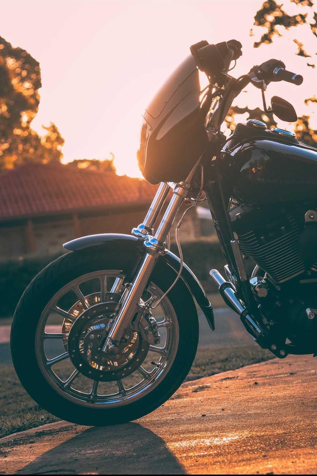 Original Garage Moto | 1045 Av. Lapierre, Québec, QC G3E 1H8, Canada | Phone: (866) 835-3402