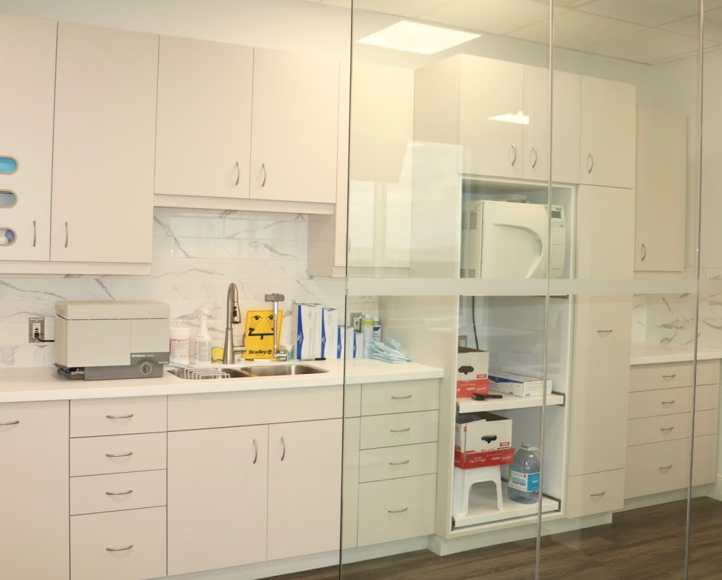 Orthodontic Smile Studio | 235 The Boardwalk Suite 201, Kitchener, ON N2N 0B1, Canada | Phone: (226) 929-8983
