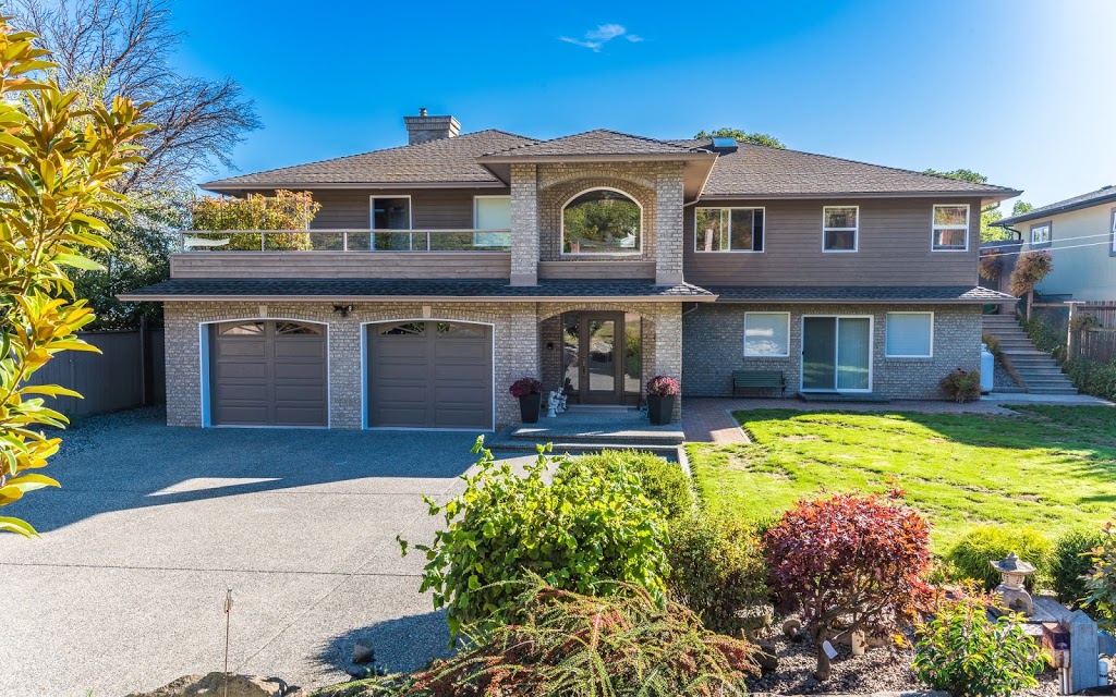Vancouver Island Realtor Lorne Gait of Royal LePage Nanaimo Real | Box 1300, 410A 1st Ave, Ladysmith, BC V9G 1A9, Canada | Phone: (250) 618-0680