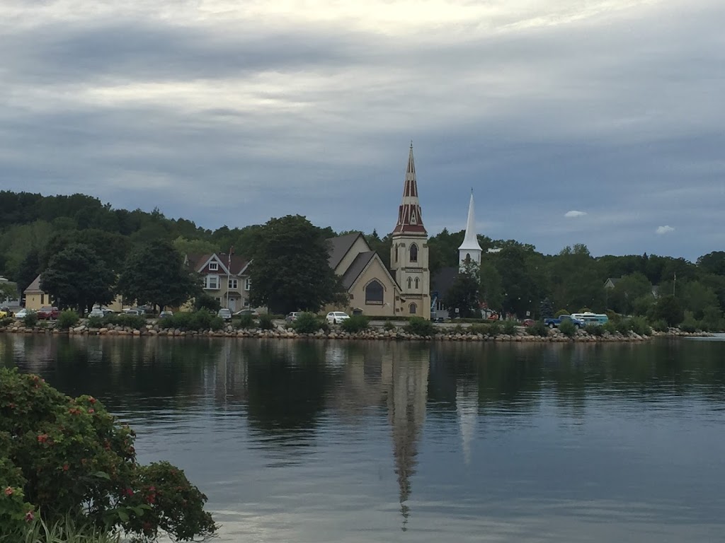 Fairmont House Bed and Breakfast | 654 Main St, Mahone Bay, NS B0J 2E0, Canada | Phone: (902) 624-8089