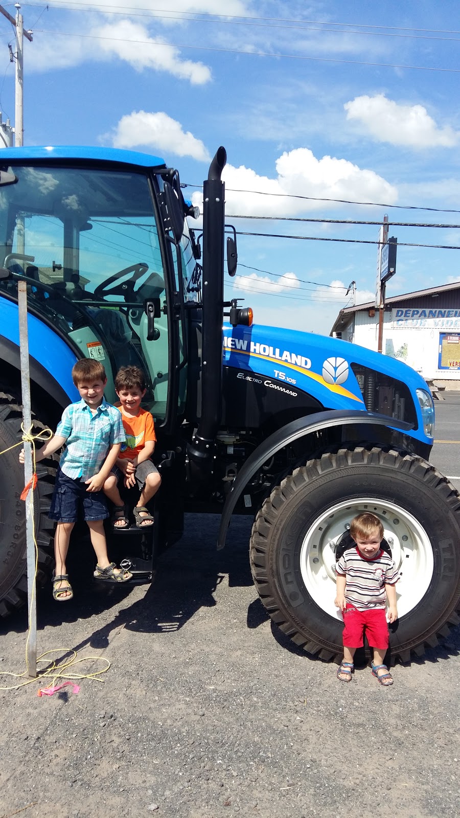 Centre Sportif G.H Vermette | 1068 Av. Bergeron, Saint-Agapit, QC G0S 1Z0, Canada | Phone: (418) 888-4053