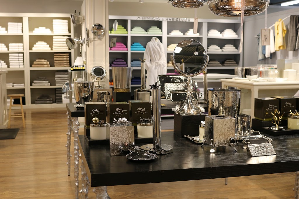 Gingers | 95 Ronald Ave, York, ON M6B 4L9, Canada | Phone: (416) 787-1787