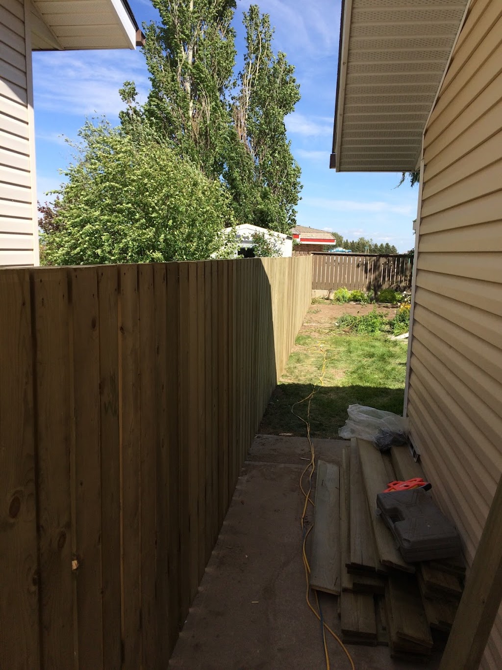 Precision Fencing | Vauxhall, AB T0K 2K0, Canada | Phone: (403) 634-0700