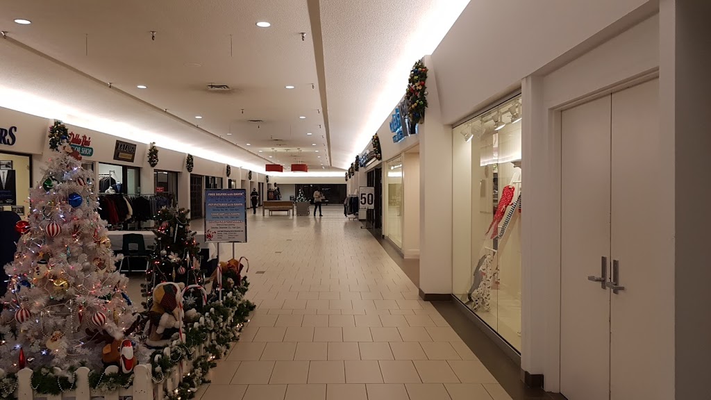 Chilliwack Mall | 45610 Luckakuck Way, Chilliwack, BC V2R 1A2, Canada | Phone: (604) 858-8111