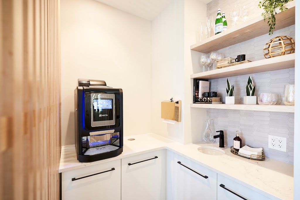 Glo Dieppe | Orthodontists & Facial Care | 200 Acadie Ave Suite 150, Dieppe, NB E1A 6S1, Canada | Phone: (506) 830-6767