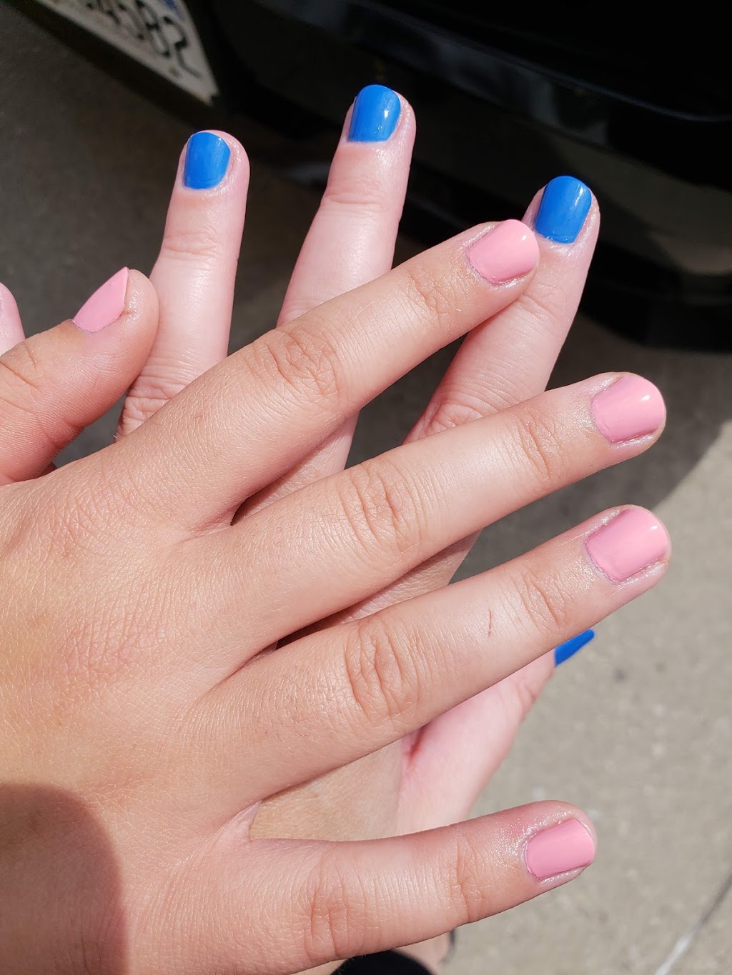 Bee-Zee Nails and Spa | 1193 Lakeshore Rd E, Mississauga, ON L5E 1G1, Canada | Phone: (905) 990-3078