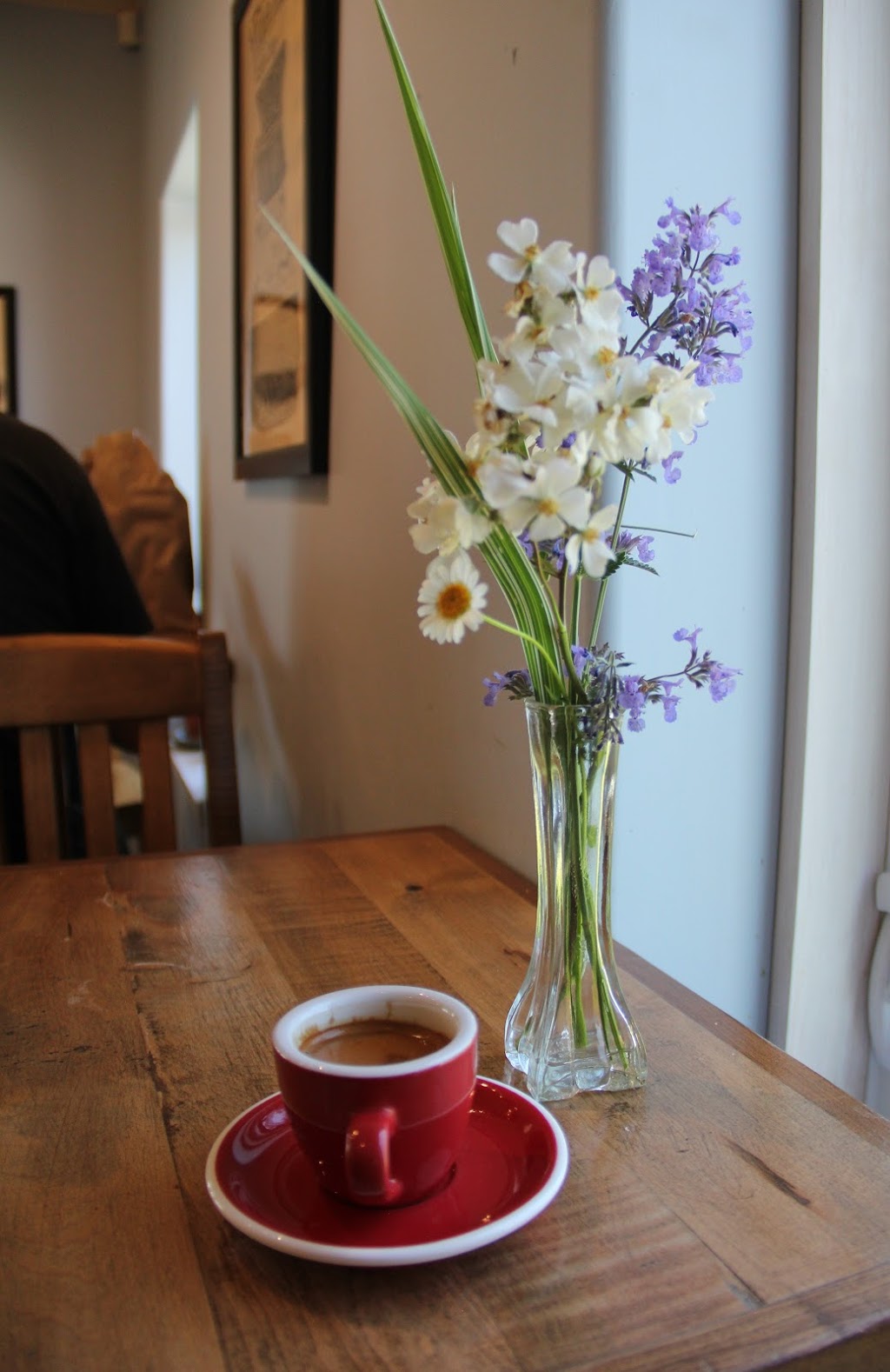 Just Us! Coffee & Tea House | 11865 Highway #1, Grand Pré, NS B4P 2R3, Canada | Phone: (902) 542-7474