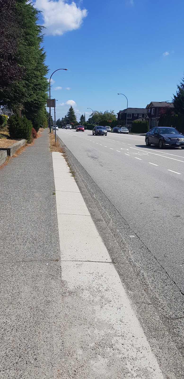 温哥华燕京家庭旅馆 | 6389 Fremlin St, Vancouver, BC V5Z 3X4, Canada | Phone: (778) 688-3998