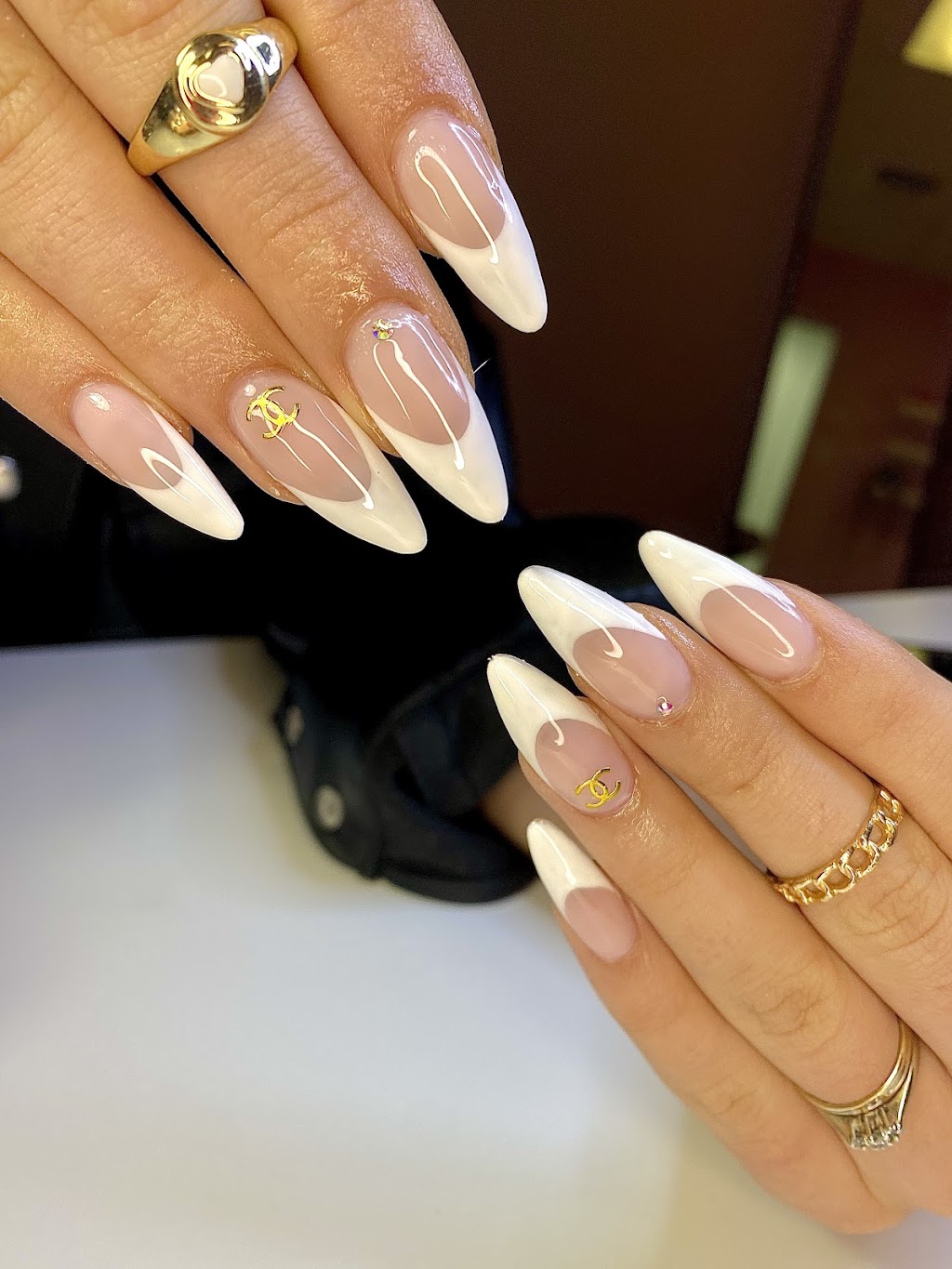 Nails By Bloom | 3180 Chem. de Chambly, Longueuil, QC J4L 1N6, Canada | Phone: (438) 939-2025