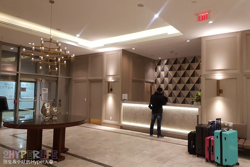 Jet Furnished Suites Yorkville | 155 Yorkville Ave, Toronto, ON M5R 1C4, Canada | Phone: (647) 227-6812