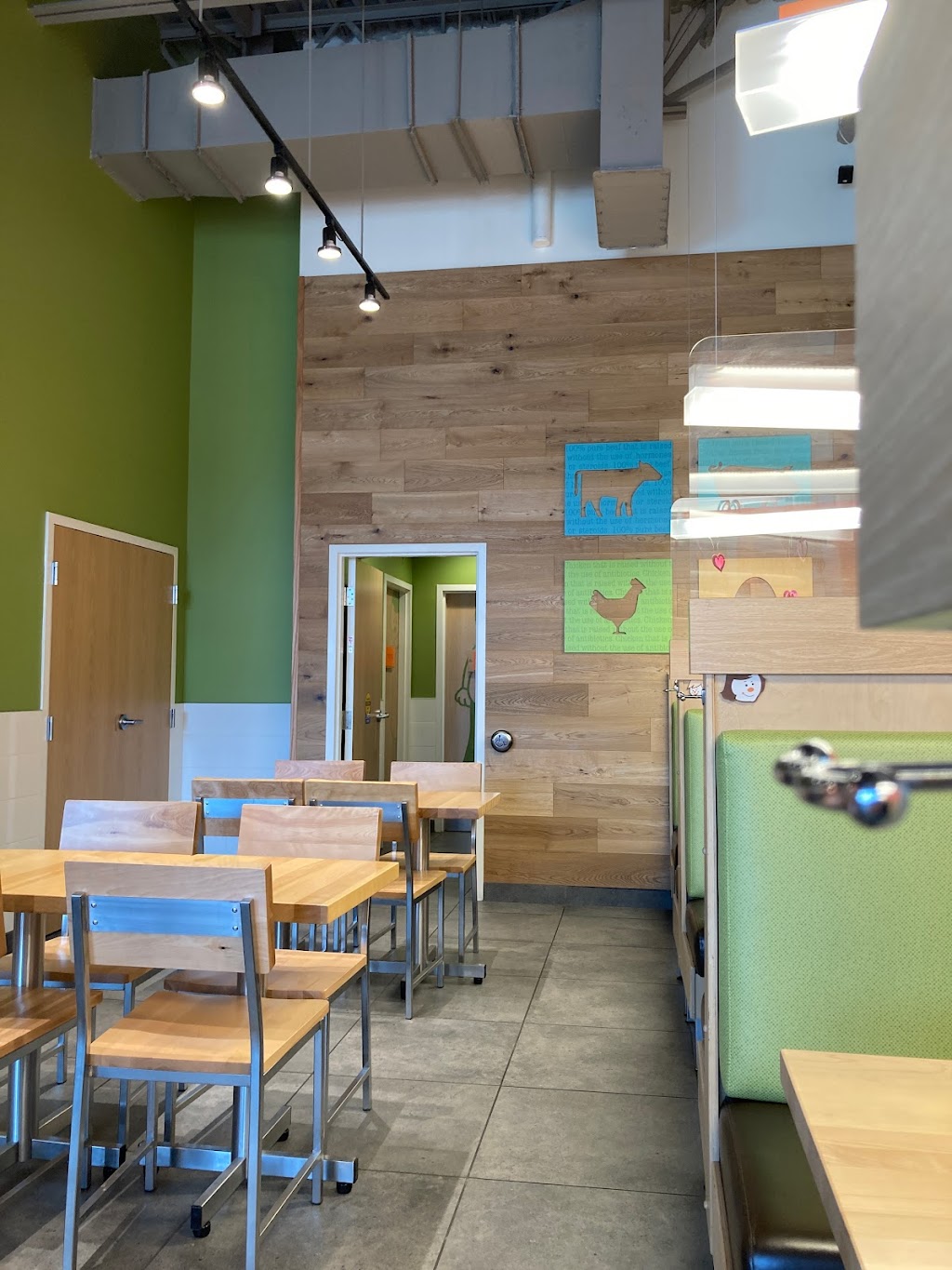 A&W Canada | Township Shopping Centre, 210 210 Ave SE, Calgary, AB T2X 4S9, Canada | Phone: (587) 482-9704