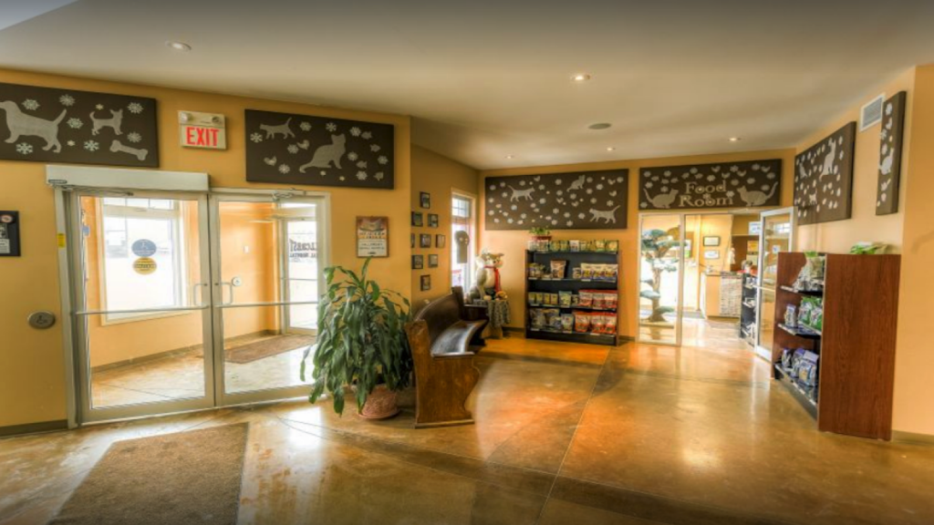 Hillcrest Animal Hospital | 17532 Hwy 2 West, Trenton, ON K8V 5P7, Canada | Phone: (613) 394-4811