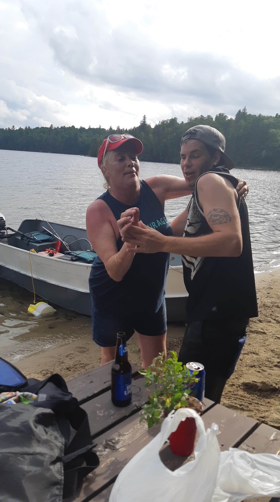 Ravenscroft Cottages Inc. | 19 Jumping Caribou Rd, Temagami, ON P0H 2H0, Canada | Phone: (705) 569-3865