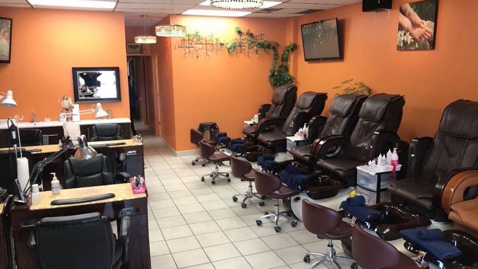 Color Nails & SPA | 2983 Pembina Hwy, Winnipeg, MB R3T 2H5, Canada | Phone: (204) 691-7878