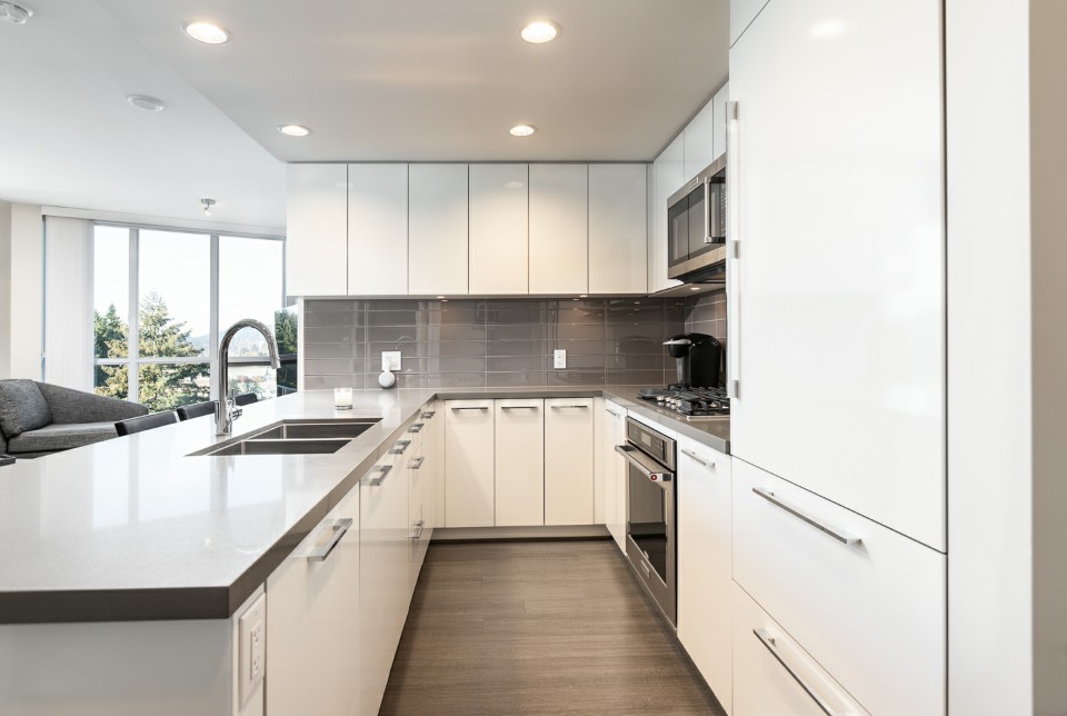 Douglas | Your Real Estate Specialist | 2280 163 St, Surrey, BC V3Z 0S4, Canada | Phone: (778) 551-6088