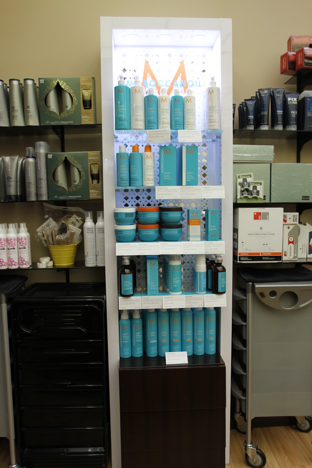 Capri Salon | 3310 50 Ave, Red Deer, AB T4N 3X9, Canada | Phone: (403) 342-6262