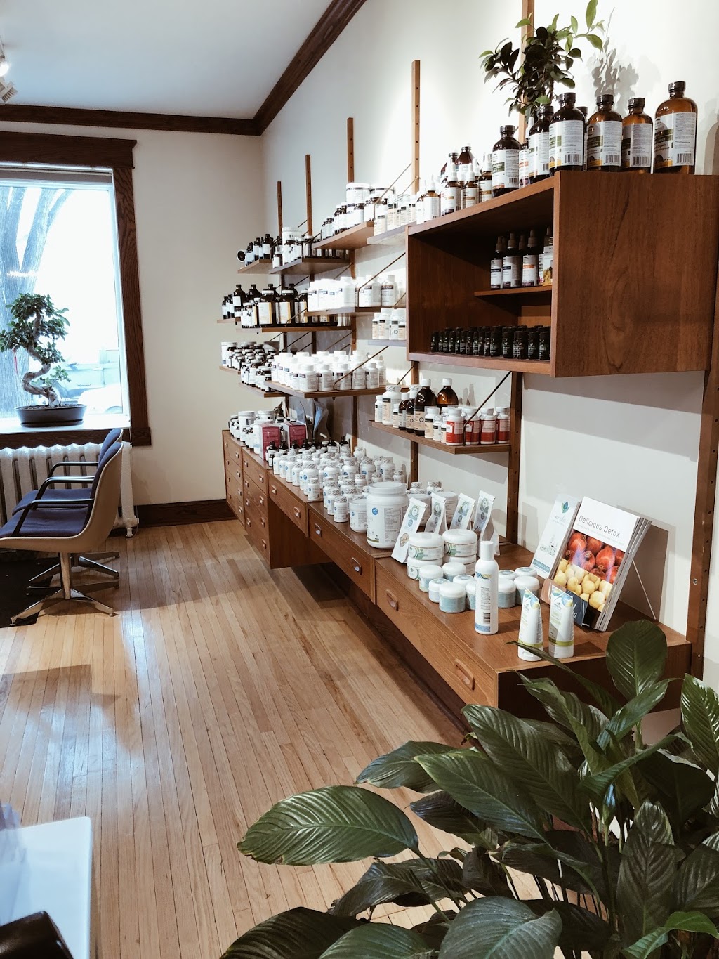 Via Natural Medicine | 554 Des Meurons St a, Winnipeg, MB R2H 2P8, Canada | Phone: (204) 615-5225