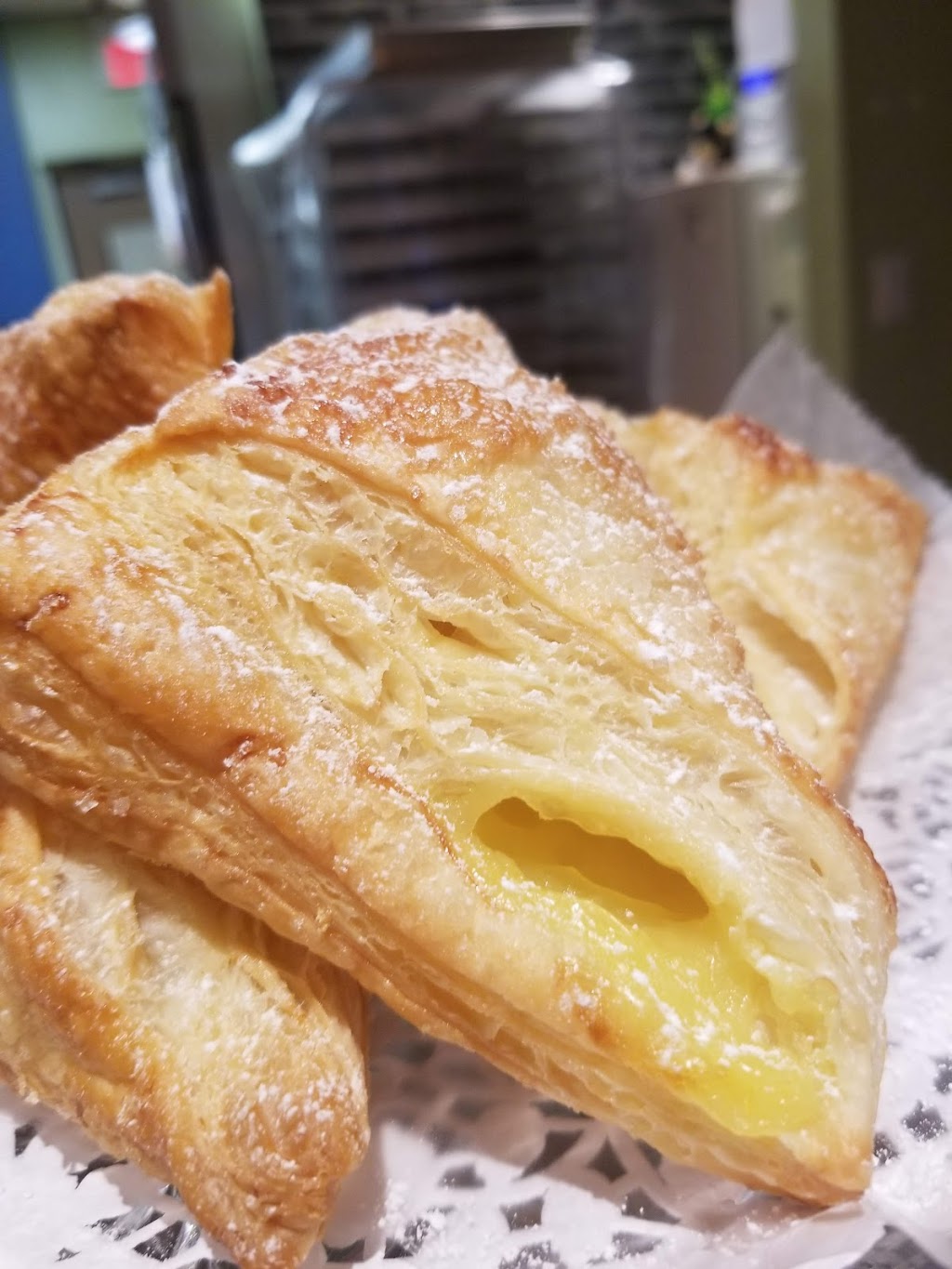 Old School Bakery | 329 Victoria St N, Tweed, ON K0K 3J0, Canada | Phone: (613) 478-2332
