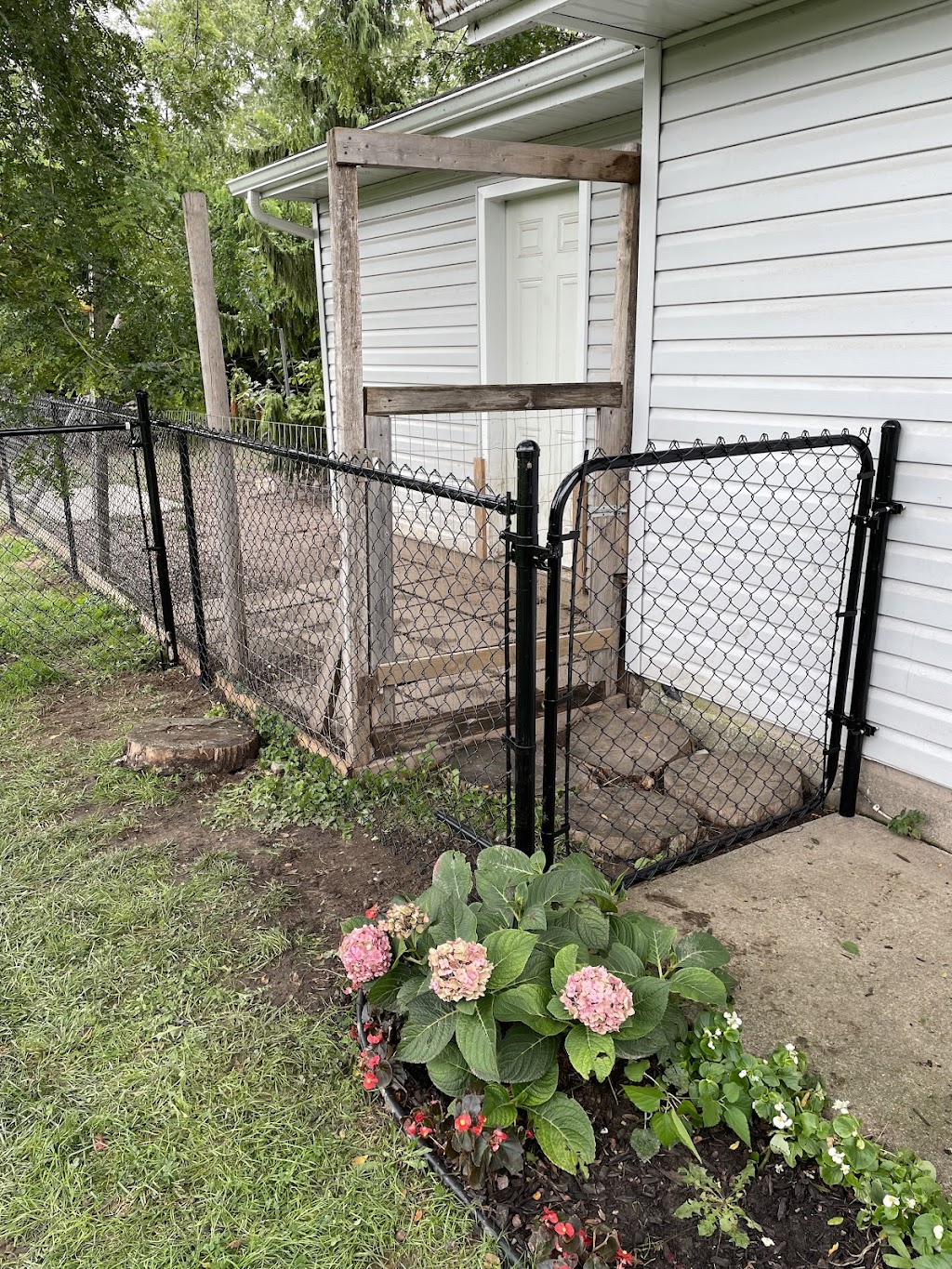 Friesen Exteriors | 1017 Queen St, Courtland, ON N0J 1E0, Canada | Phone: (226) 231-7180