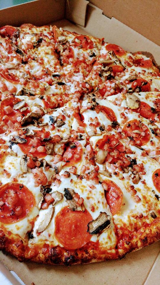 Twin City Pizza | Glen Forrest Plaza, 500 Glen Forrest Blvd unit #1, Waterloo, ON N2L 5G4, Canada | Phone: (519) 885-8885