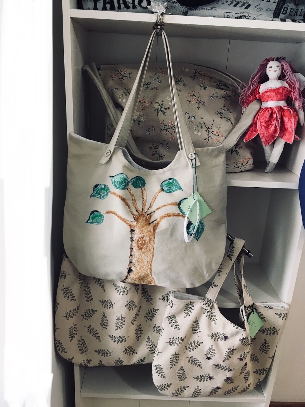 Georgina Sewing and Alterations | 3826 Hwy 6 S, Mount Hope, ON L0R 1W0, Canada | Phone: (289) 525-0060