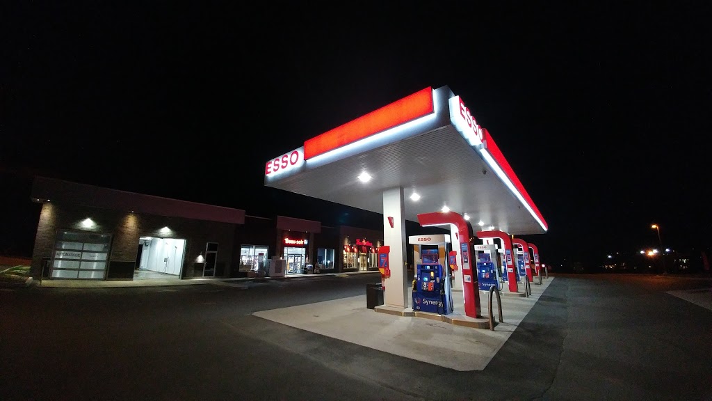 Esso | 445 Rue Laval, Sherbrooke, QC J1C 0R1, Canada | Phone: (819) 846-4747