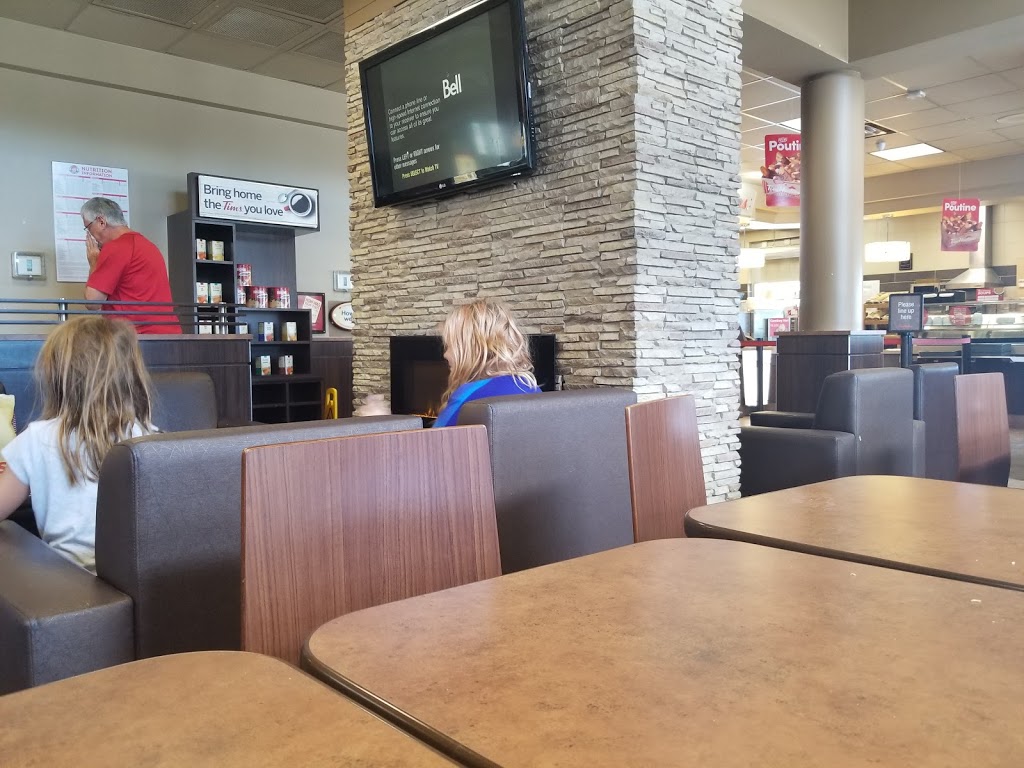 Wendys | 18 Southridge Dr, Okotoks, AB T1S 1N1, Canada | Phone: (403) 995-2552