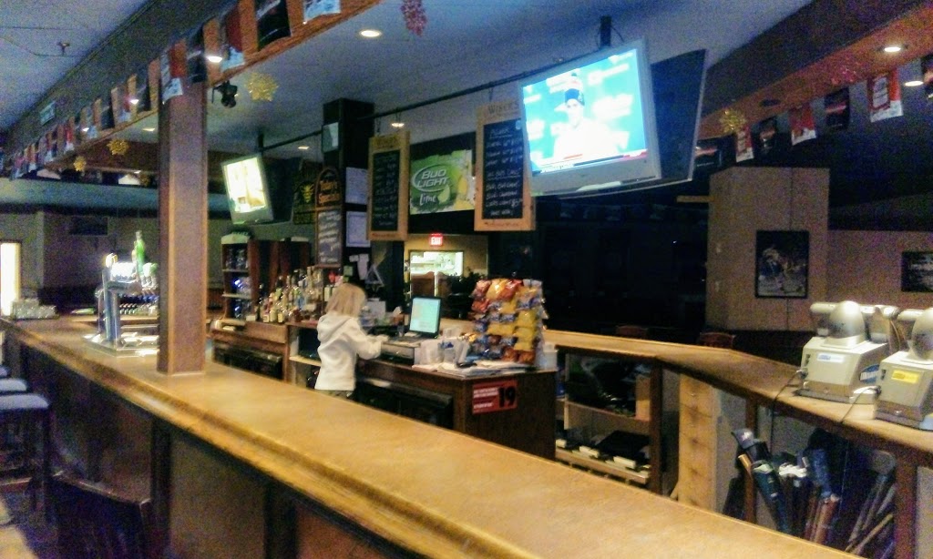Shooters snooker and billiard parlour | 1448 Lawrence Ave E, North York, ON M4A 2V6, Canada | Phone: (416) 750-7787