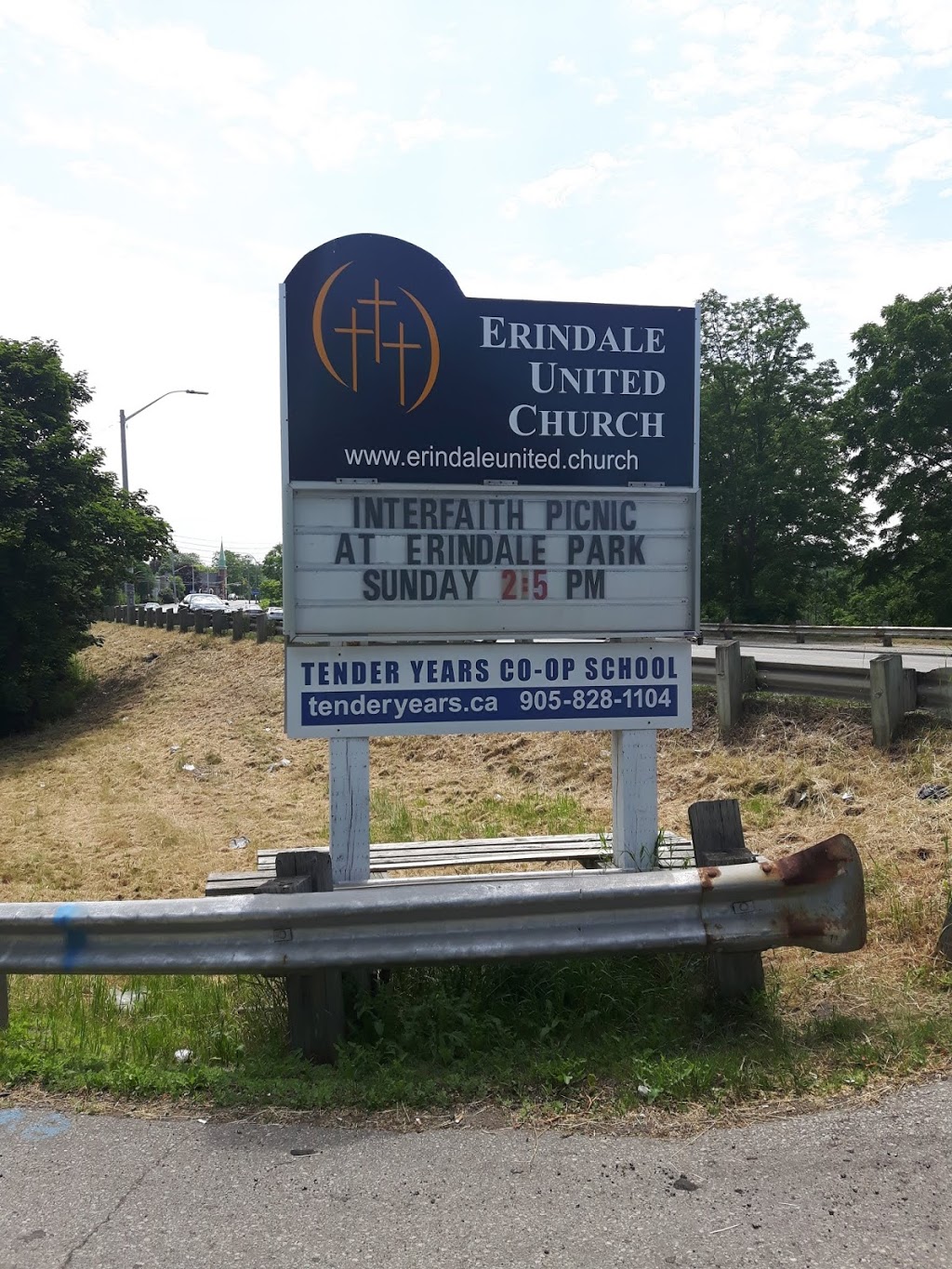 Erindale United Church | 1444 Dundas Crescent, Mississauga, ON L5C 1E9, Canada | Phone: (905) 277-3656