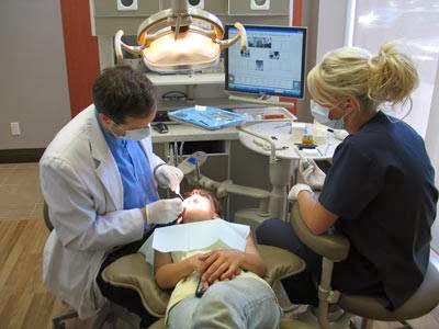 Bowmanville Dental | 243 King St E, Bowmanville, ON L1C 3X1, Canada | Phone: (905) 697-9799