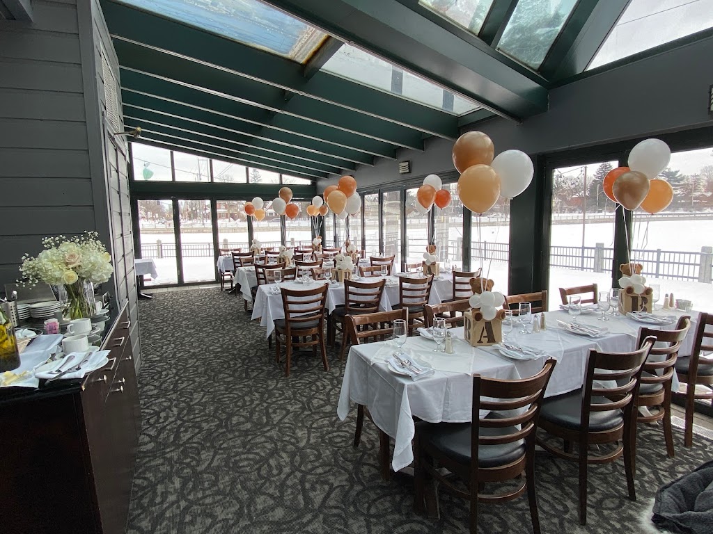Canal Ritz | 375 Queen Elizabeth Driveway, Ottawa, ON K1S 5M5, Canada | Phone: (613) 238-8998