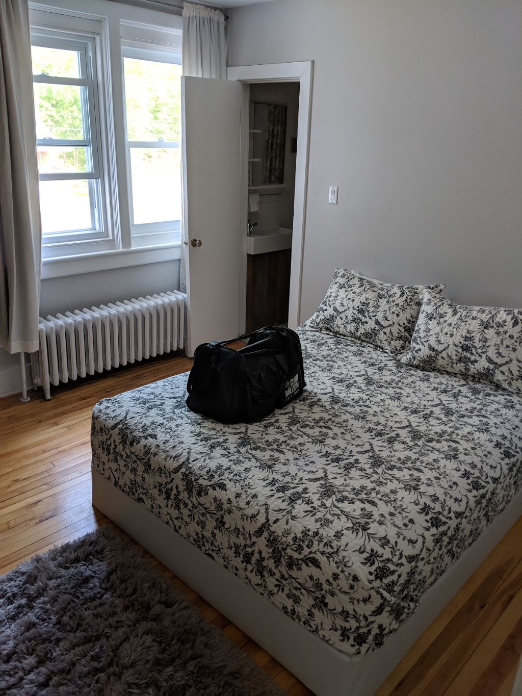 Le 525 | 525 QC-309, Val-des-Bois, QC J0X 3C0, Canada | Phone: (819) 454-4011