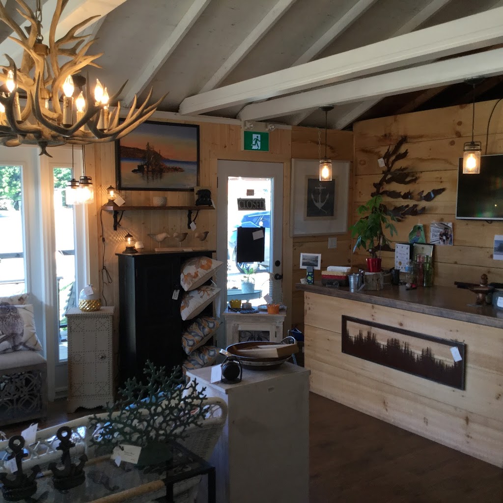 Unique Pieces | 604 Main St, Sauble Beach, ON N0H 2G0, Canada | Phone: (647) 992-5909