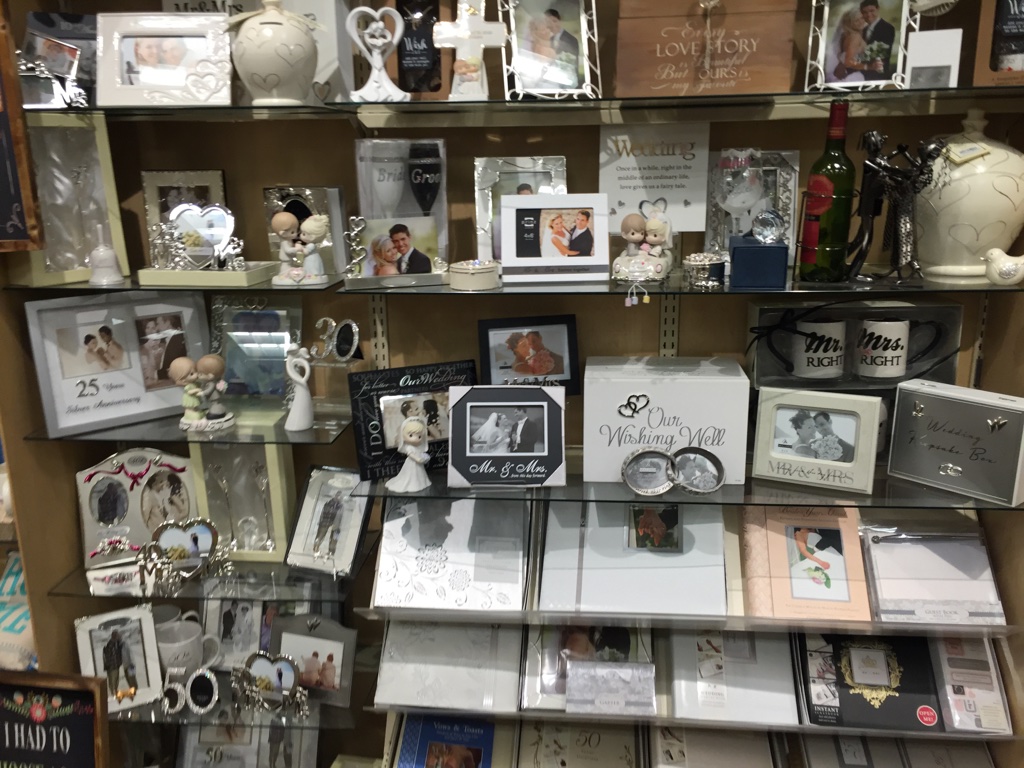 Hallmark | 777 Guelph Line C2, Burlington, ON L7R 3N2, Canada | Phone: (905) 637-6647