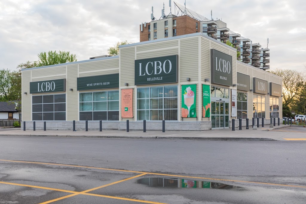 LCBO | 400 Dundas St E, Belleville, ON K8N 1E8, Canada | Phone: (613) 962-1342