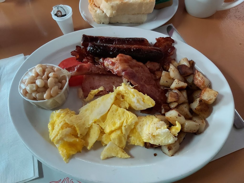 Restaurant Cafe Boulevard | 197 Bd Desjardins, Maniwaki, QC J9E 2C9, Canada | Phone: (819) 306-2427