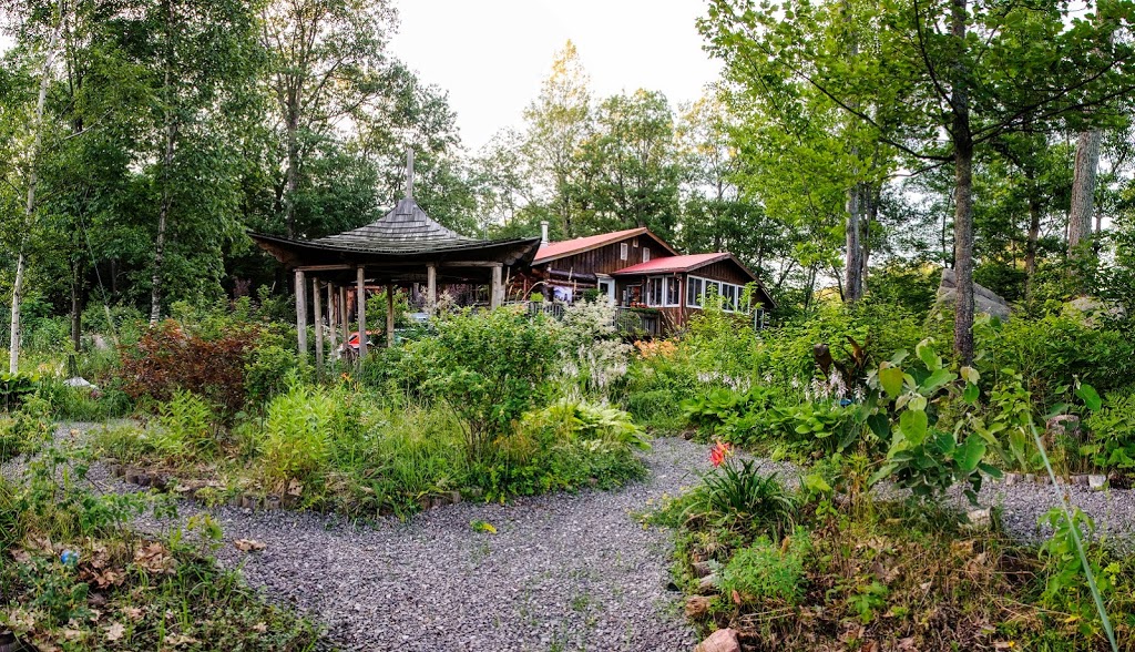 Shambhala Bed and Breakfast | 2825 Peterborough County Rd 36, Buckhorn, ON K0L 1J0, Canada | Phone: (705) 657-8664
