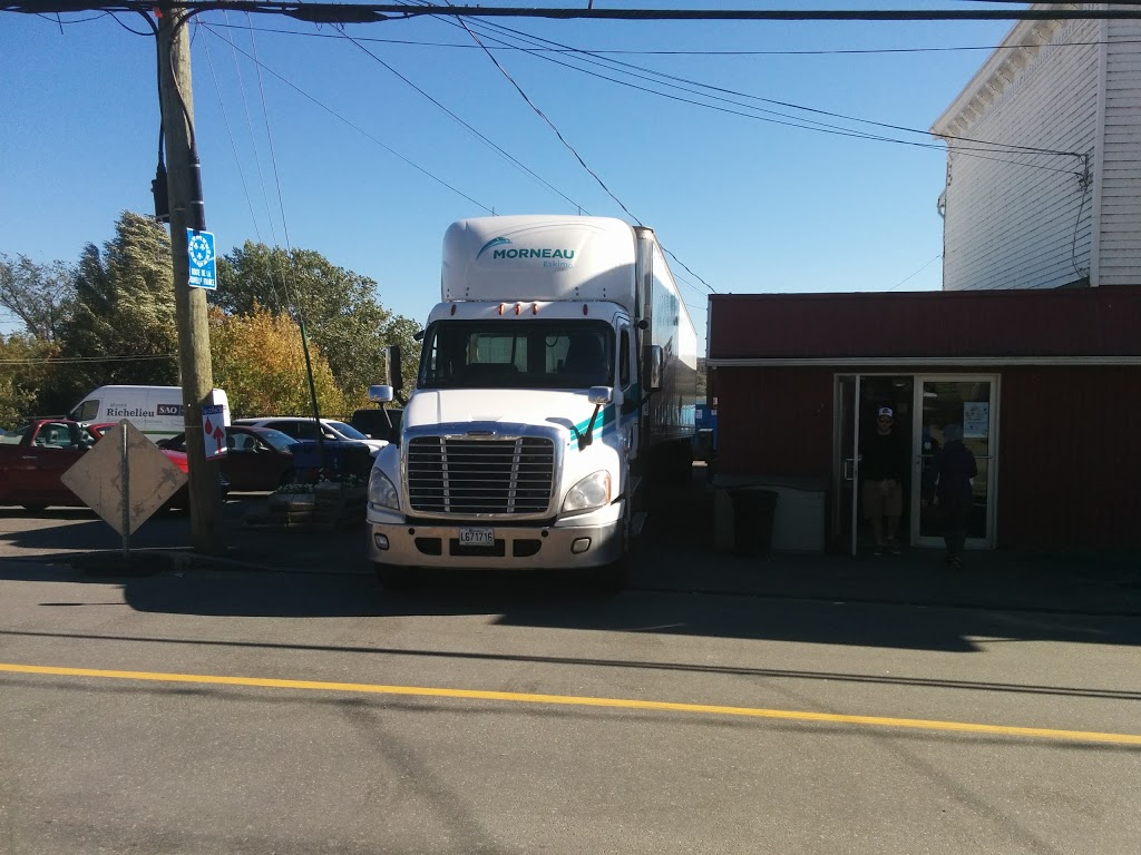 Roulottes Desjardins Boulevard Sainte Anne L Ange Gardien Qc