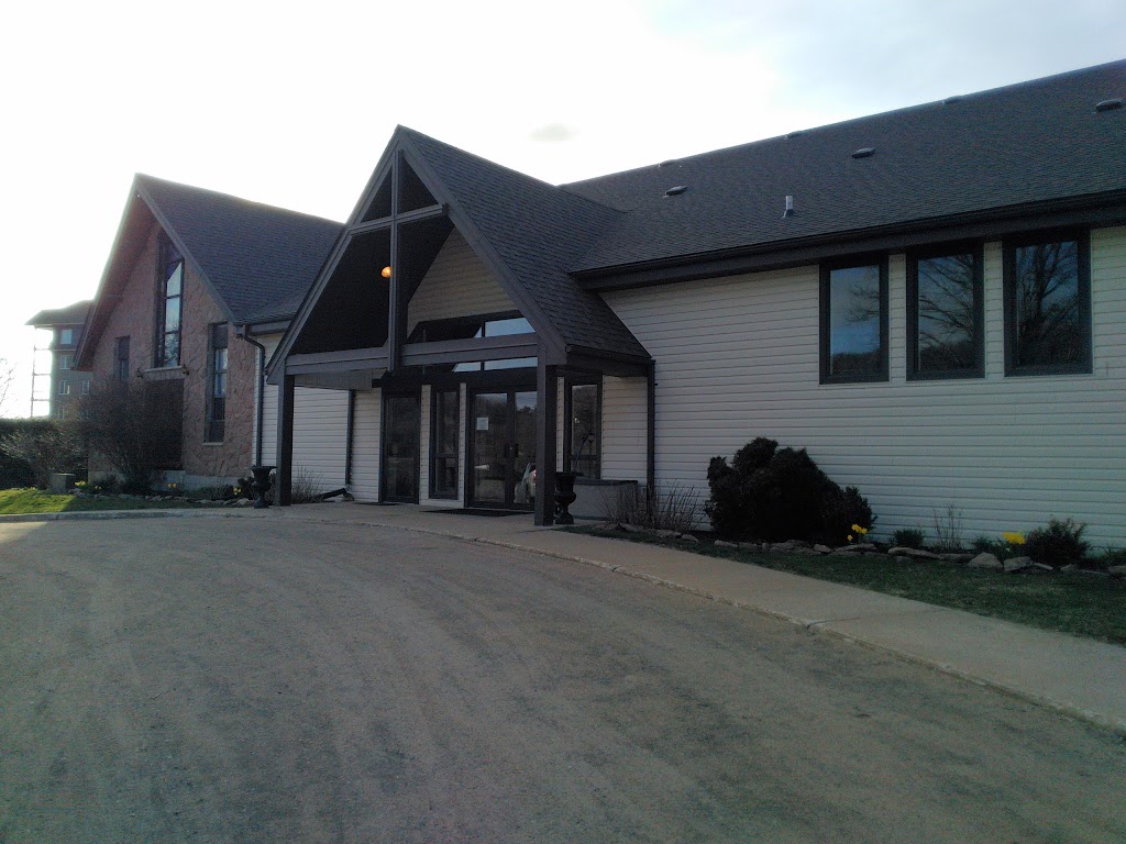 Lakeside Church | 9 Park St, Haliburton, ON K0M 1S0, Canada | Phone: (705) 457-2851