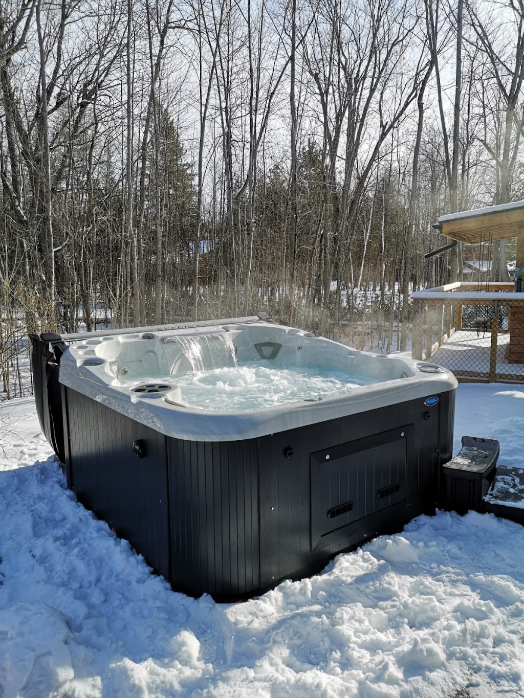Gold Creek Getaway | 393 Gold Creek Rd, Lanark, ON K0G 1K0, Canada | Phone: (613) 252-2790