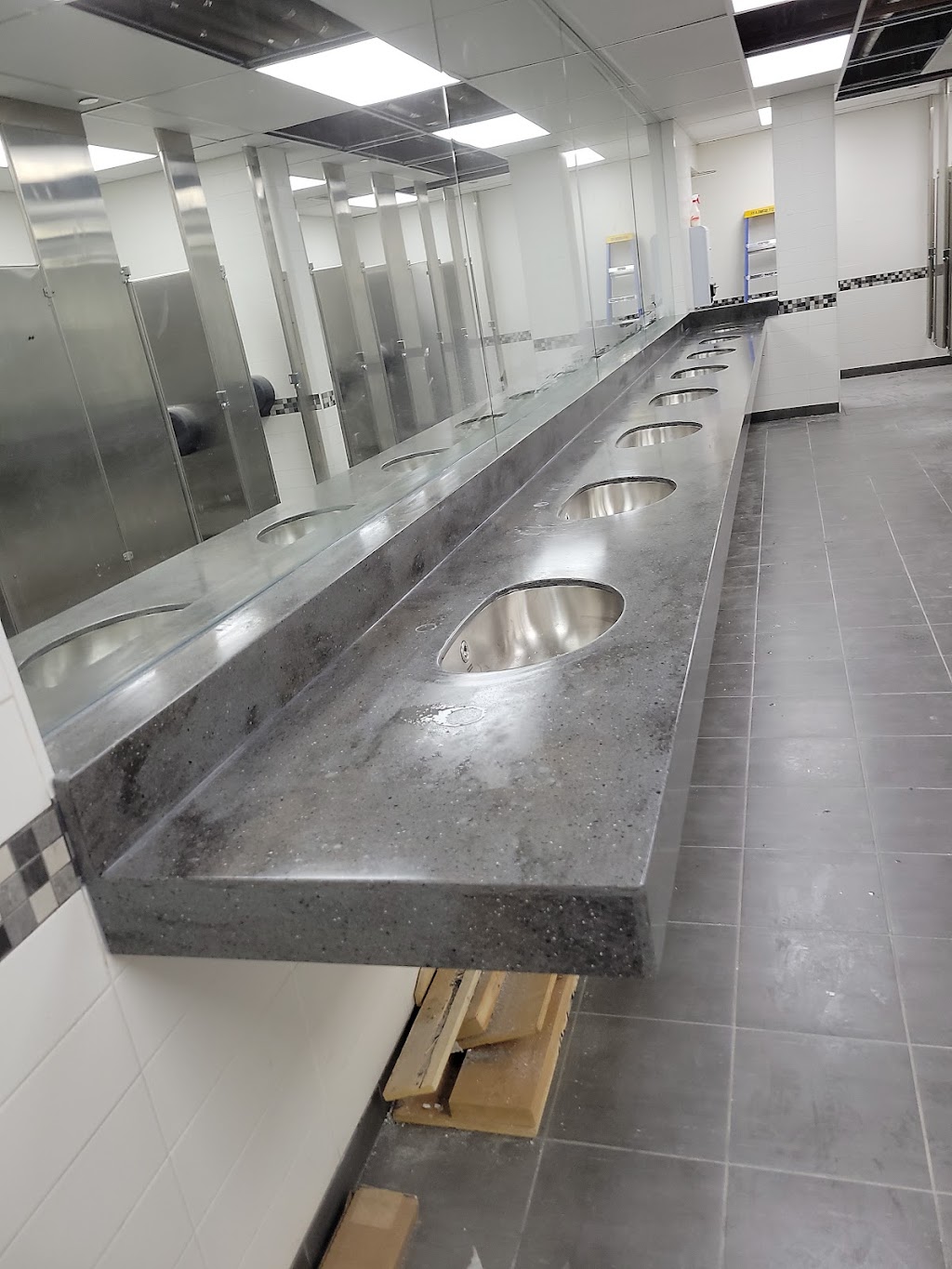 L&G Solid Surfaces | 16 Cresswell Dr, Brampton, ON L6Y 2T6, Canada | Phone: (647) 688-7535