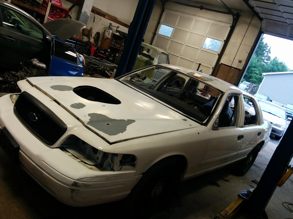 Manleys Auto Salvage | 1790 Onslow Mountain Rd, North River, NS B6L 6P5, Canada | Phone: (902) 895-4335
