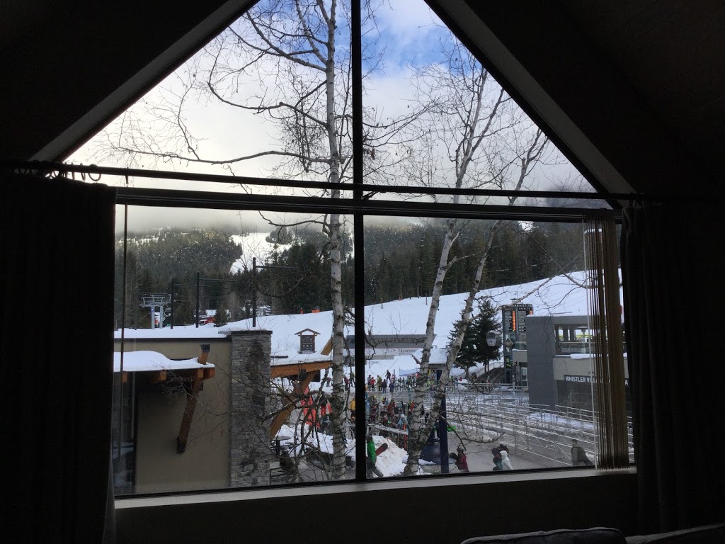 Powders Edge | 4050 Whistler Way, Whistler, BC V0N 1B4, Canada | Phone: (888) 788-7829