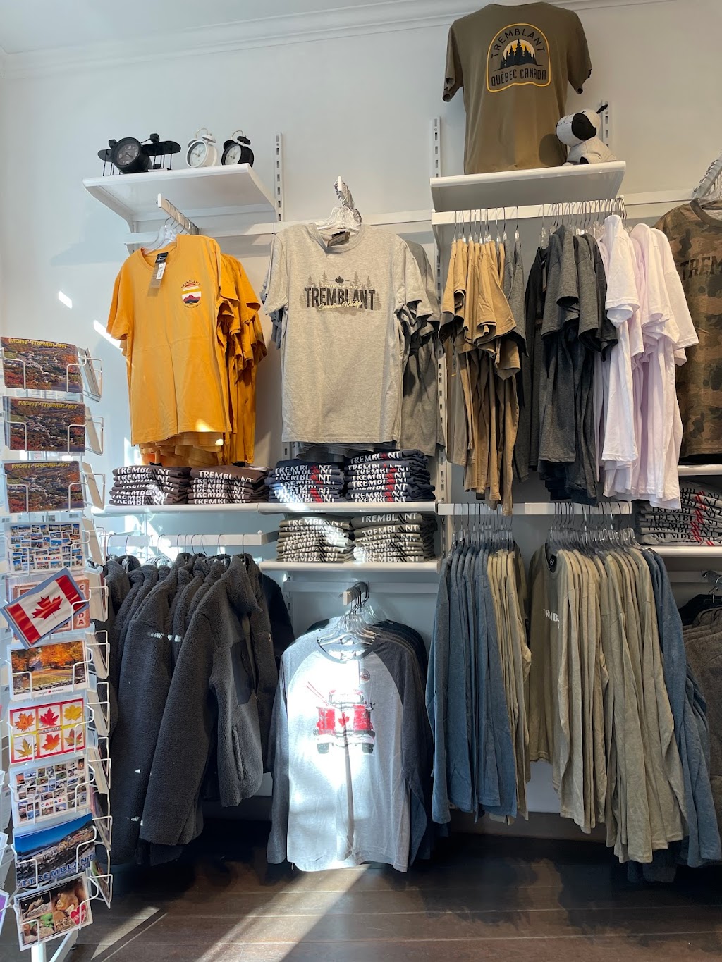 Tremblant & CO. | 118 Chem. de Kandahar, Mont-Tremblant, QC J8E 1E2, Canada | Phone: (819) 681-5956