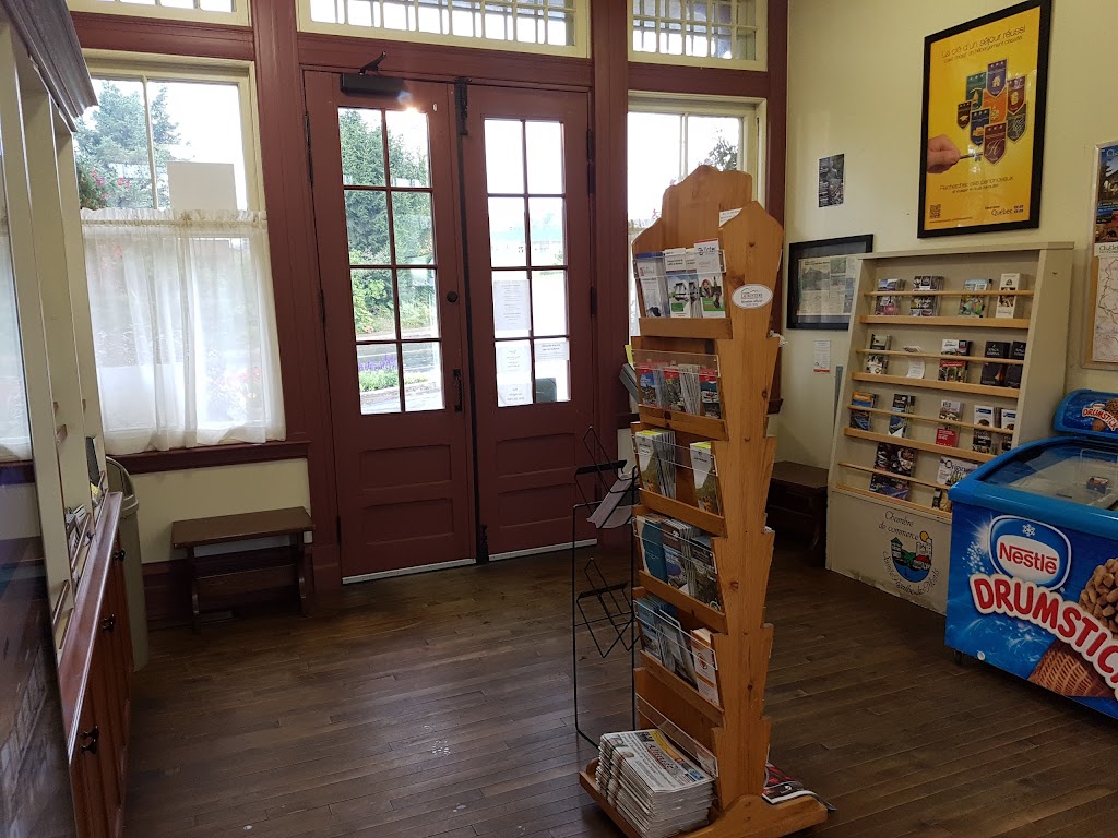 Tourist Information Bureau of Sainte-Agathe-Des-Monts | 24 Rue St Paul E, Sainte-Agathe-des-Monts, QC J8C 3M3, Canada | Phone: (819) 326-0457