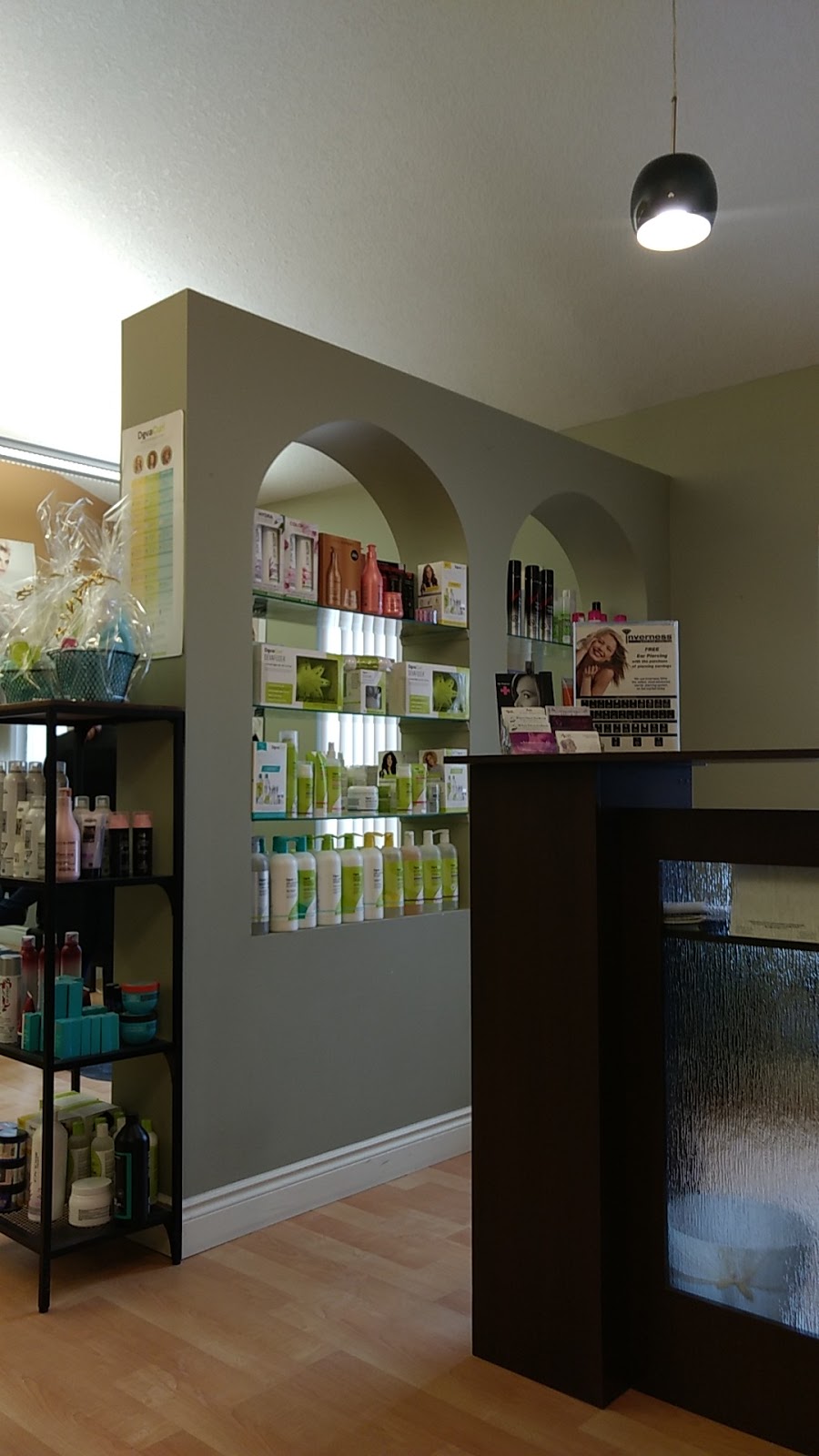 Escape Salon and Day Spa | 866 Frederick St, Kitchener, ON N2B 2B8, Canada | Phone: (519) 722-4016
