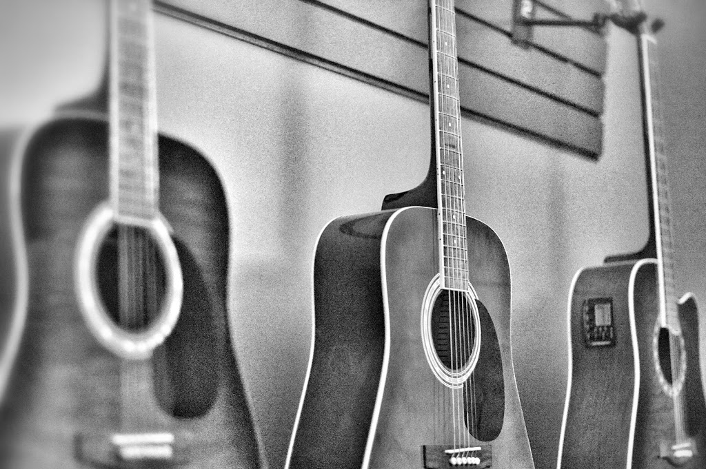 The Music Scene Inc | 1916 Dundas St E #1b, Whitby, ON L1N 2L6, Canada | Phone: (905) 430-0043