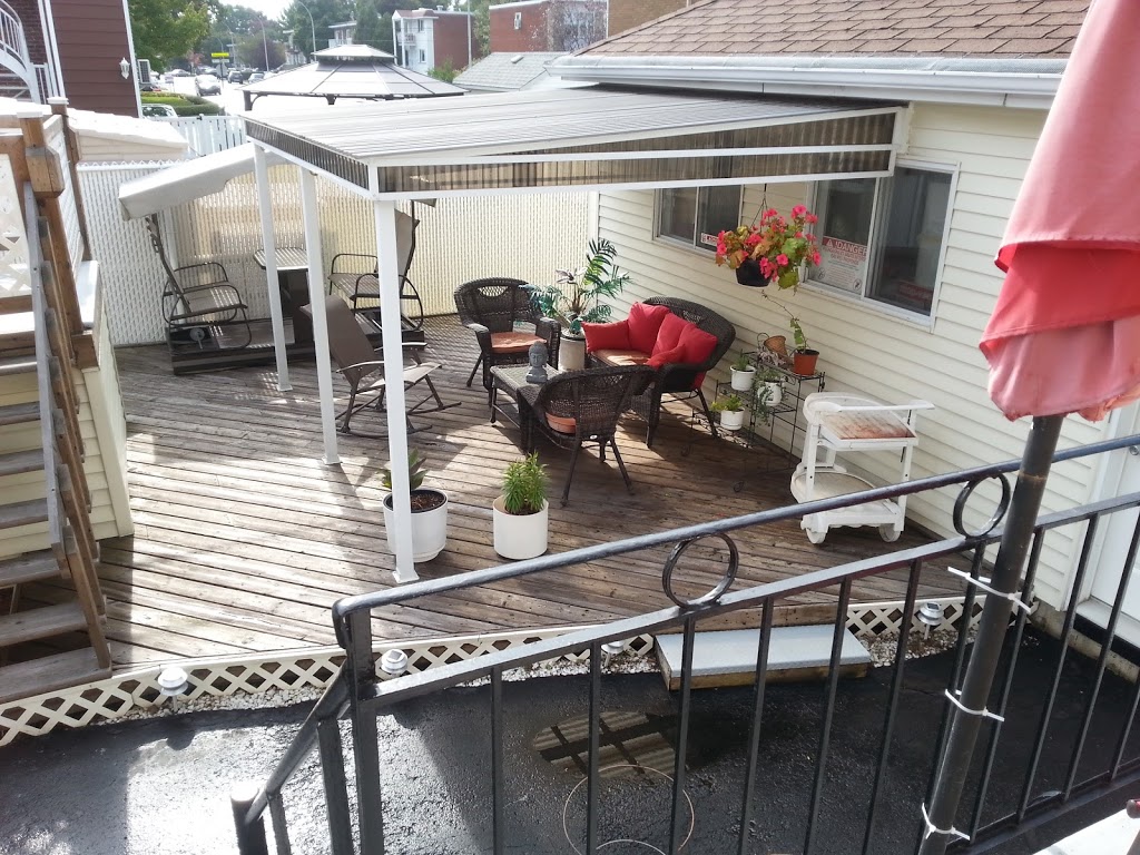 Résidence Arc-en-Ciel Résidence pour personnes âgées Longueuil | 820 Terrasse Decelles, Longueuil, QC J4L 3T7, Canada | Phone: (450) 677-8486