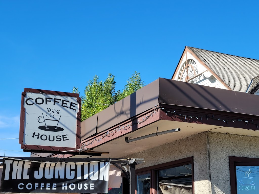 The Junction Coffee House | 1418, C, Cariboo Hwy #97n, Clinton, BC V0K 1K0, Canada | Phone: (250) 457-0123